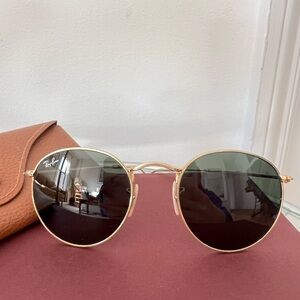 Ray-Ban Round Gold Frame Sunglasses